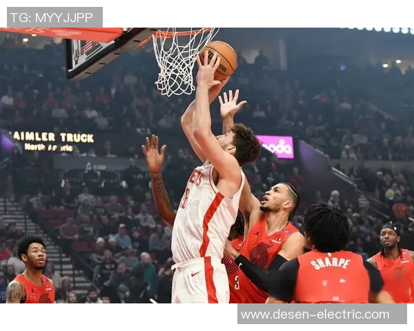 2019年火箭队与开拓者队激战回顾精彩瞬间与球员表现分析